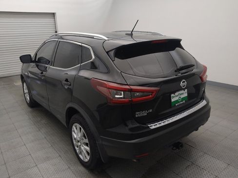 Used 2020 Nissan Rogue Sport SV FWD image 5