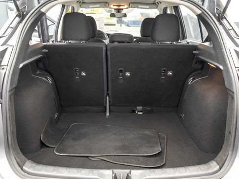 Used 2021 Nissan Kicks SV image 24