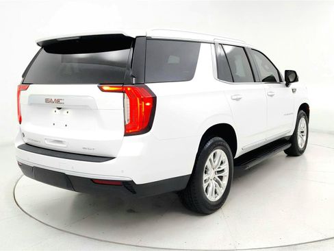 Used 2023 GMC Yukon SLT w/ SLT Luxury Package AWD/4WD image 5