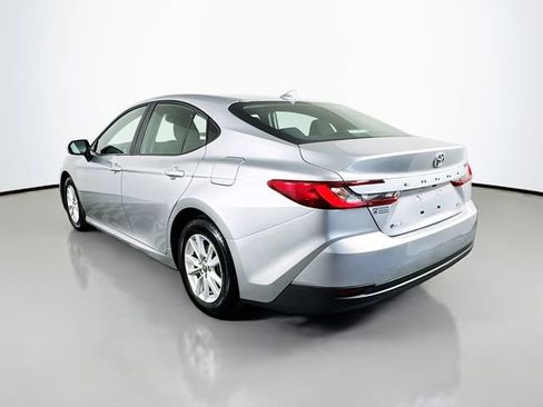 Used 2025 Toyota Camry LE FWD image 6