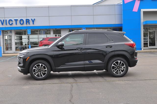 Used 2024 Chevrolet TrailBlazer LT AWD/4WD image 6