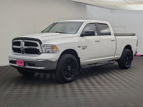 Used 2019 RAM 1500 Classic SLT image 1