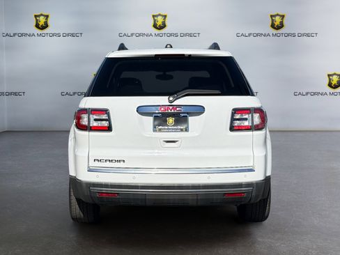 Used 2016 GMC Acadia SLE image 4