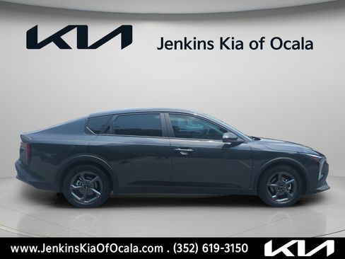 New 2026 Kia K4 FWD image 3