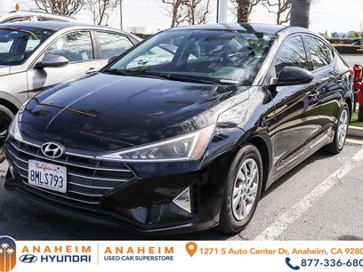 Used 2020 Hyundai Elantra SE w/ Cargo Package (C1)