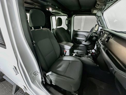 Used 2020 Jeep Gladiator Sport AWD/4WD image 28