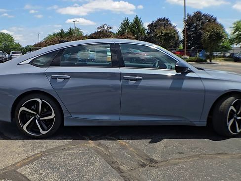 Used 2022 Honda Accord Sport image 9