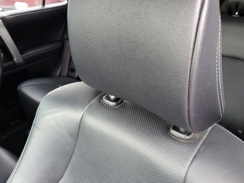 Used 2016 Toyota 4Runner Limited image 14