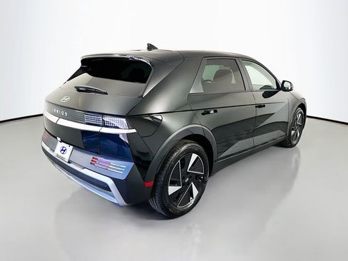 New 2026 Hyundai Ioniq 5 SEL image 5
