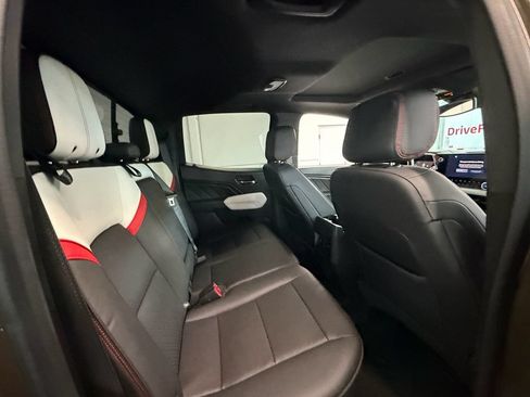 Certified 2023 GMC Canyon AT4X AWD/4WD image 15