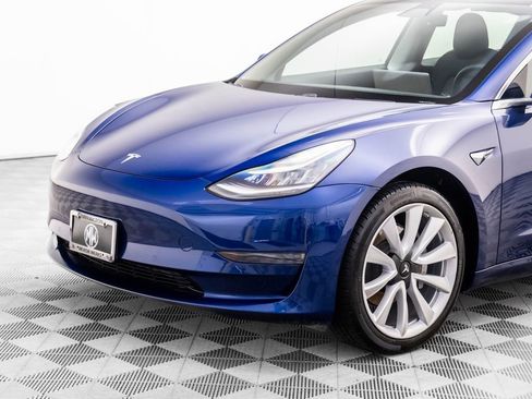 Used 2020 Tesla Model 3 Standard Range Plus image 34