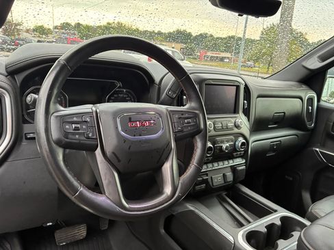Used 2020 GMC Sierra 1500 AT4 w/ Technology Package AWD/4WD image 5
