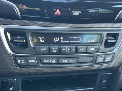 Used 2022 Honda Passport TrailSport image 28
