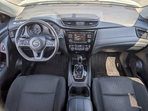Used 2017 Nissan Rogue SV AWD/4WD image 28