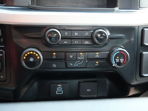 Used 2024 Ford F350 XL w/ FX4 Off-Road Package AWD/4WD image 32