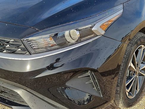 Used 2024 Kia Forte LXS image 10