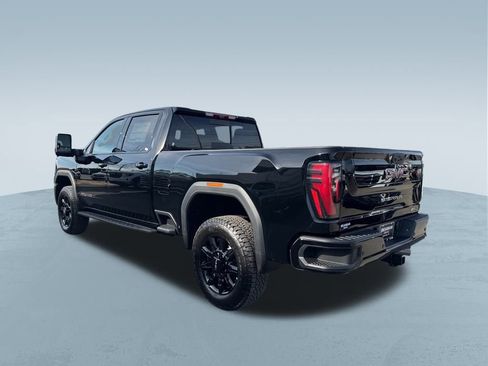 New 2026 GMC Sierra 2500 AT4 w/ AT4 Premium Plus Package AWD/4WD image 6