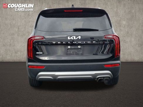 Used 2022 Kia Telluride S AWD/4WD image 4