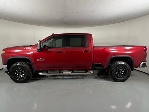 Used 2020 Chevrolet Silverado 2500 LT w/ Texas Edition image 5