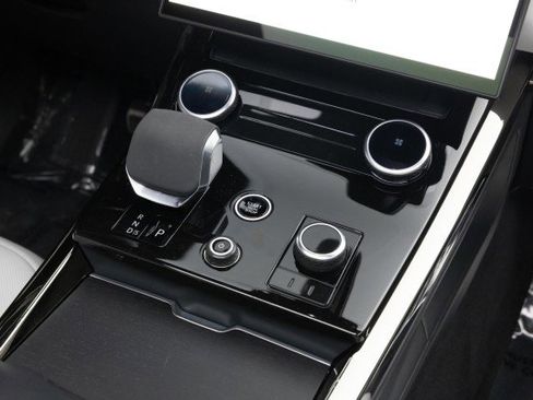 Used 2023 Land Rover Range Rover Sport SE Dynamic image 28