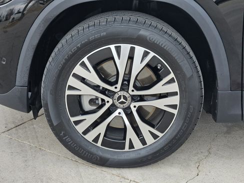 Certified 2025 Mercedes-Benz GLA 250 image 10