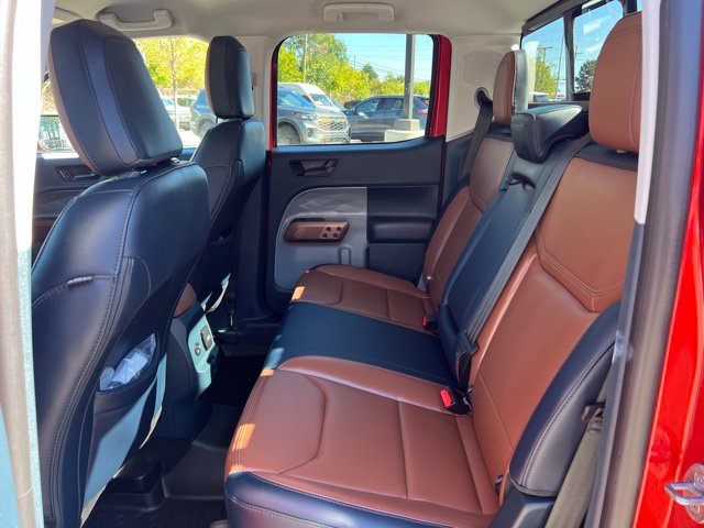 Used 2024 Ford Maverick Lariat w/ FX4 Off-Road Package AWD/4WD image 15