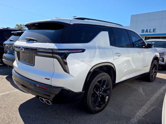 Used 2024 Chevrolet Traverse RS w/ LPO, Floor Liner Package FWD image 5