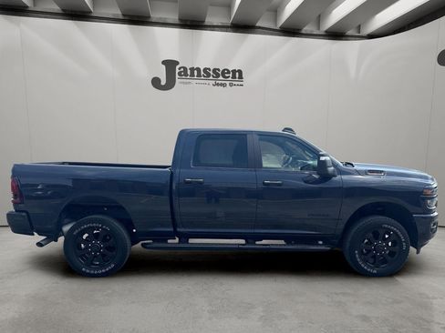 Used 2026 RAM 2500 Big Horn AWD/4WD image 5