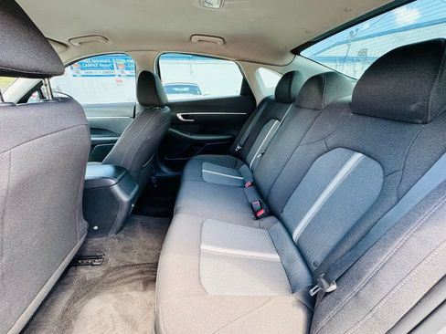 Used 2021 Hyundai Sonata SE w/ Cargo Package FWD image 12