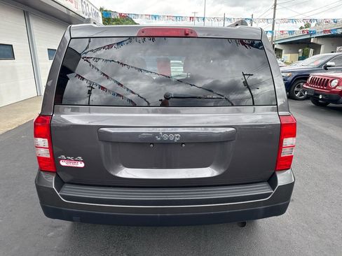 Used 2015 Jeep Patriot Sport AWD/4WD image 4