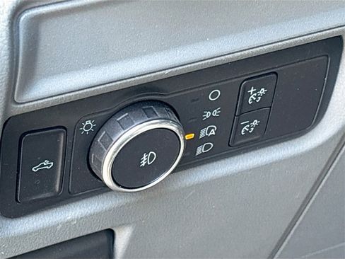 Used 2021 Ford F150 XLT image 10