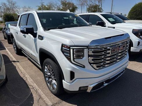 Used 2024 GMC Sierra 1500 Denali AWD/4WD image 1