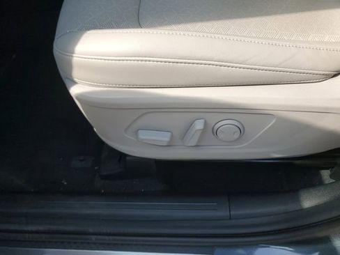 Certified 2023 Kia Sorento SX image 21