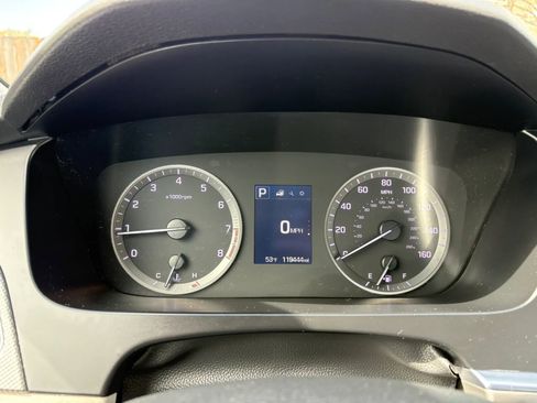Used 2015 Hyundai Sonata SE FWD image 18