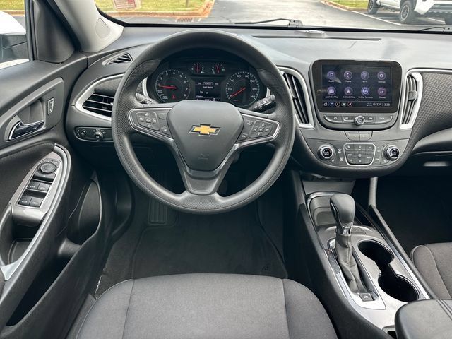 Used 2024 Chevrolet Malibu LT FWD image 12