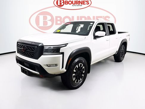 Used 2024 Nissan Frontier PRO-4X w/ Technology Package image 4