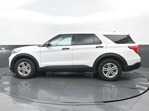 Used 2022 Ford Explorer 4WD w/ Class IV Trailer Tow Package image 7