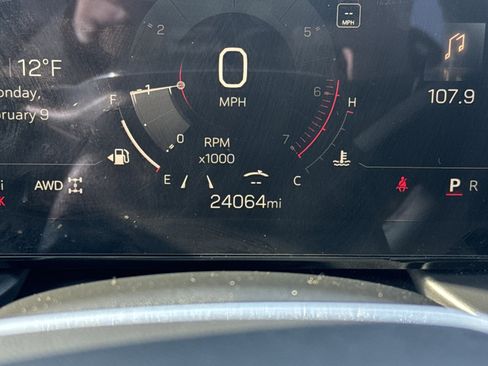 Used 2025 GMC Terrain Elevation image 21