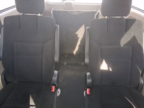 Used 2016 Dodge Grand Caravan SE w/ Quick Order Package 29E SE image 16