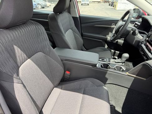 New 2026 Toyota Camry LE w/ Convenience Package FWD image 18