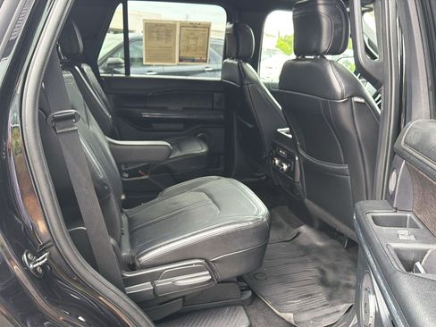 Used 2019 Ford Expedition Limited w/ Special Edition Package AWD/4WD image 14