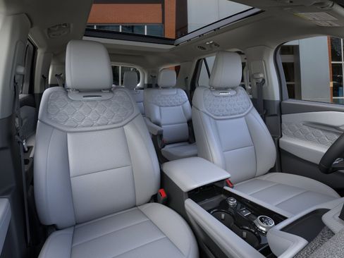 New 2026 Ford Explorer Platinum AWD/4WD image 10