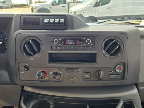 Used 2024 Ford E-350 and Econoline 350 Super Duty w/ Driver's Safety Package image 36