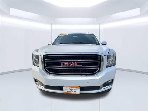 Used 2019 GMC Yukon XL SLT AWD/4WD image 17