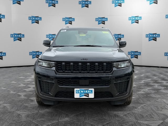 New 2026 Jeep Grand Cherokee Altitude AWD/4WD image 8