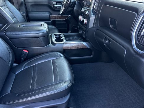 Used 2021 GMC Sierra 3500 Denali w/ Denali Ultimate Package image 15