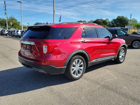 Used 2021 Ford Explorer XLT w/ Equipment Group 202A RWD image 6