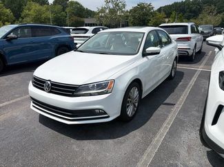 Used 2016 Volkswagen Jetta SEL FWD video 1