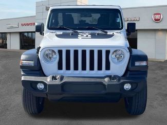 Used 2022 Jeep Wrangler Sport AWD/4WD video 2