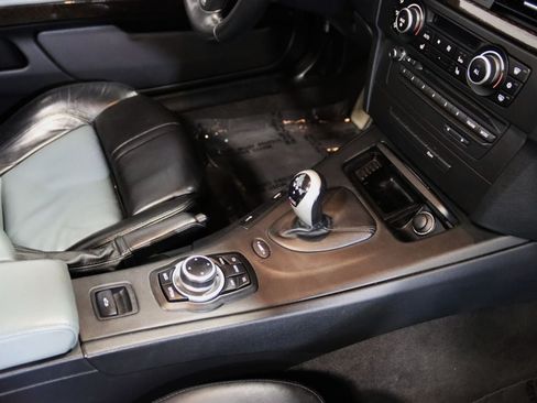 Used 2011 BMW M3 Convertible RWD image 58